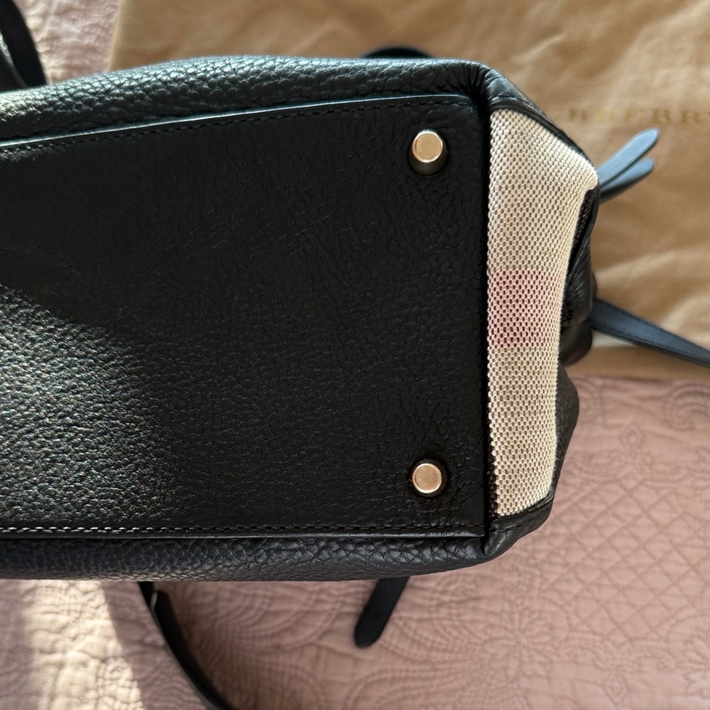 Burberry Maidstone Black Leather Bag - Picture 6 of 17